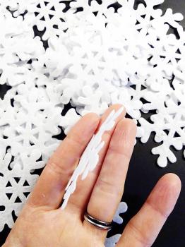 24 weiße Filz Schneeflocken Kristall